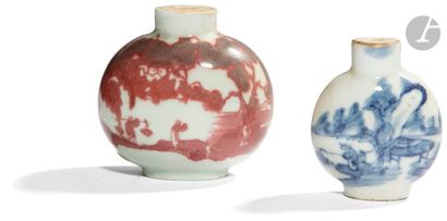 null CHINE - XIXe / XXe siècle
Deux flacons tabatière en porcelaine de forme arrondie,...