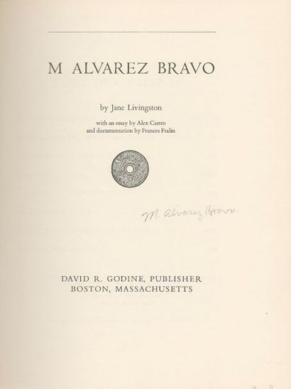 null ALVAREZ BRAVO, MANUEL (1902-2002)
3 volumes signés.
Revelaciones. 
Museum of...
