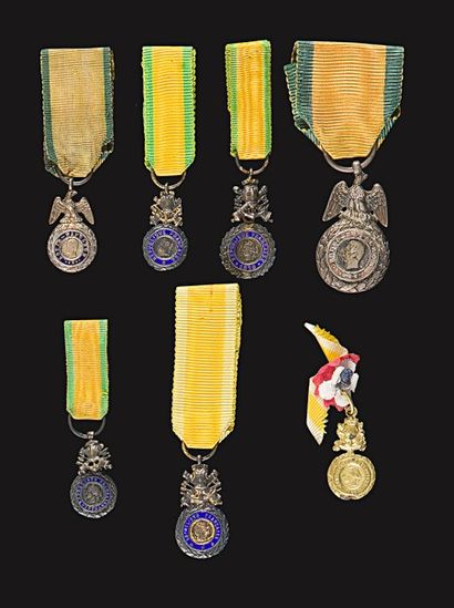 null FRANCE 
Médaille militaire
Ensemble de six miniatures de la Médaille militaire,...
