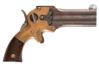 null Pistolet Marston « Three barrels », trois coups, calibre 32 annulaire. 
Bloc...