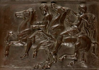 null Bas-relief en bronze à décor de deux cavaliers d'après la frise du Parthénon....