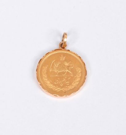 null Pièce de monnaie iranienne en or montée en or 18K (750). Poids : 10,3 g
