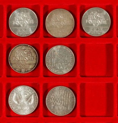 null 7 pièces de 100 Francs en argent commémoratives.
1982 - 1984 - 1985 - 1986 -...