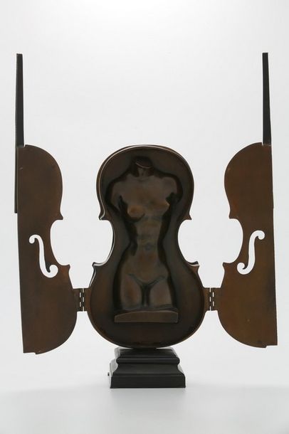 Fernandez ARMAN (1928-2005) Fernandez ARMAN (1928-2005)

Occulté 

Sculpture violon,...