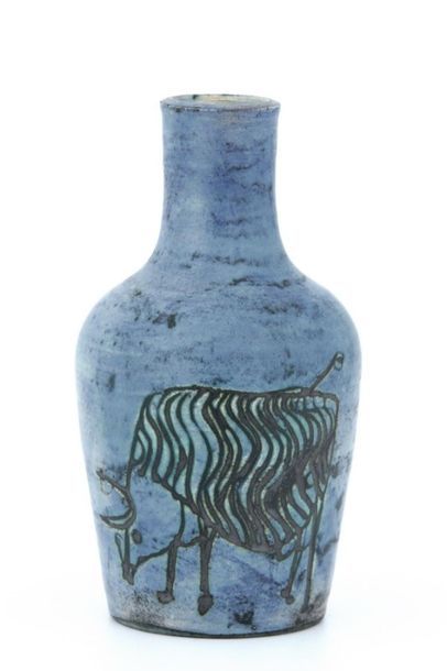 null Jacques BLIN (1920-1995)

Vase au taureau

Céramique emaillée et gravure

Signé

H....