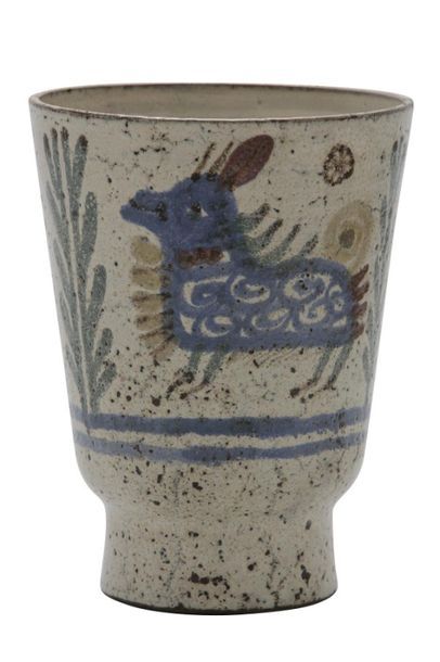 null Gustave REYNAUD (1915-1972) Atelier du Mûrier

Vase animaux 

Céramique émaillée...