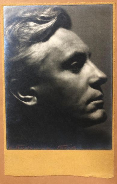 null 9 - (K) - Albert RUDOMINE (1892 - 1975)

Portrait d'homme de profil, vers 1925...