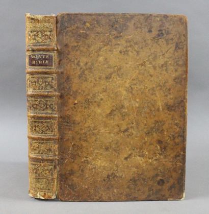 null LA SAINTE BIBLE. 

Paris, Desprez, 1714, in-folio, plein veau (reliure un peu...