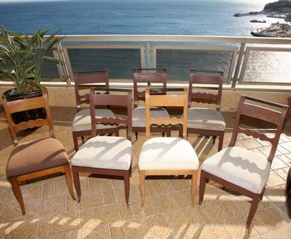 null SEVEN CHAIRS with upside down backrest with columns and two horizontal bars...
