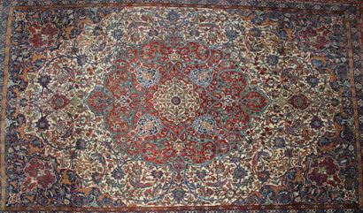 null LARGE CARPET Iran 

Modern 

Knotted wool

Decoration of a central rosette with...