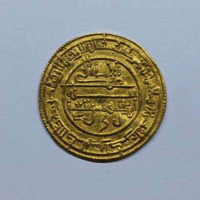 null Islamic coin. Almoravid dinar. Gold. 4,13 g. Very Fine.