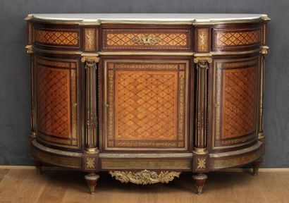 null FURNITURE OF SUPPORT half moon, Louis XVI style 

French Labour between 1800...