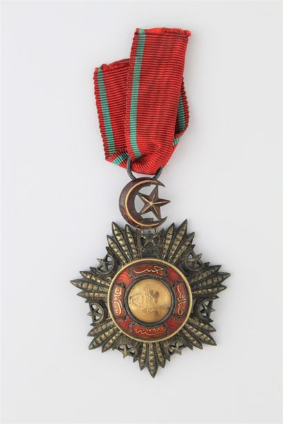 null OTTOMAN EMPIRE 

ORDER OF THE MEDJIDIE 

Silver, gold and enamel OFFICER'S STAR....