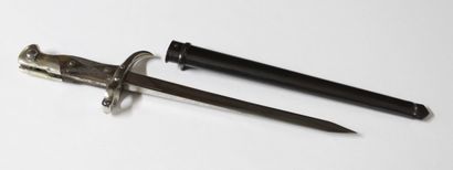 null GRAS BAIONNETTE transformed into dagger of trench. 

Nickel-plated mounting,...