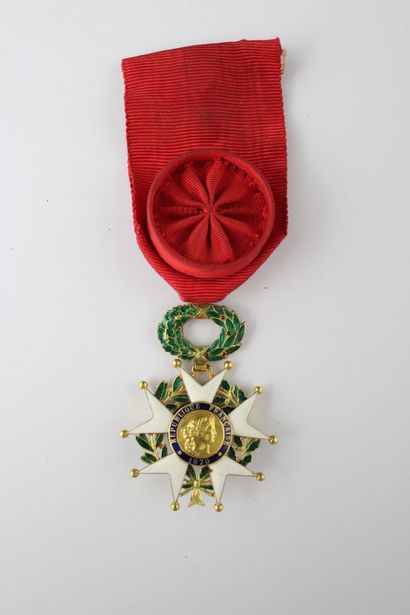 null FRANCE 

ORDER OF THE LEGION OF HONOR

ETOILE D'OFFICIER of the IIIth Republic...