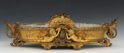 null IMPORTANTE JARDINIERE d'Epoque Napoléon III en bronze doré décorée de deux putti...