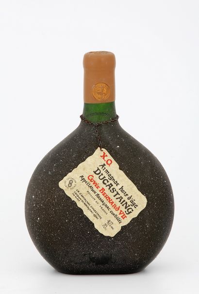 null 1 Bottle ARMAGNAC Hors d'âge Ducastaing

Cuvée Bernard VII XO

In its cardboard...