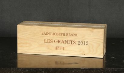 null 1 Magnum LES GRANITS White - Saint-Joseph CHAPOUTIER 

Year 2012

Original ringed...