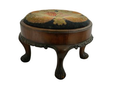 null TABOURET REPOSE-PIEDS ROND - Angleterre Style Chippendale, Deuxième Tiers du...