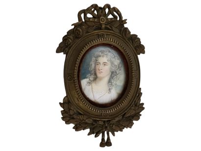 null MINIATURE anglaise du XIXème Siècle

Portrait supposé de Georgina Cavendish...