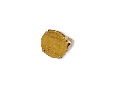 RING PIECE OF 20 FRANCS mounted in gold 

P....