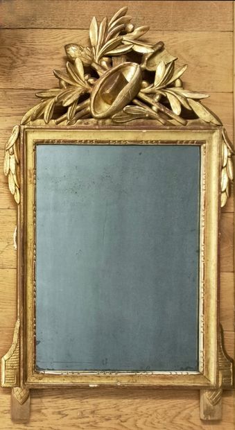 null Louis XVI style MIRROR - Mid 20th Century in a gilded wood and green lacquered...