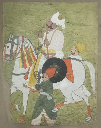 null Portrait équestre d un Maharaja, fumant le narghilé, entouré de deux serviteurs

Inde,...