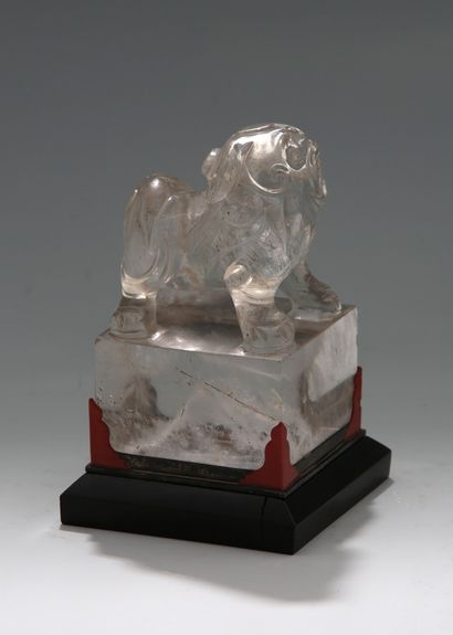 null 
CHINA, end of the 19th century




Rock crystal SEAL with carved grip in the...