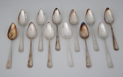 null SET OF 12 silver plated PAMPLEMOUSSE SPoons by BUTLER, England XXth Century,...