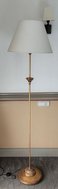 null LAMPADAIRE EN METAL et bois doré

H. 173 cm



BASTIDE - CHAMBRE 411