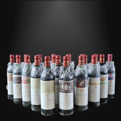 null VERTICALE DE 21 BOUTEILLES DE MOUTON-ROTHSCHILD entre 1980 et 1999 dont 2 bouteilles...