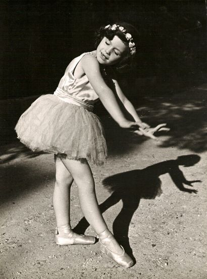 André STEINER (1901-1978)

Jeune danseuse...