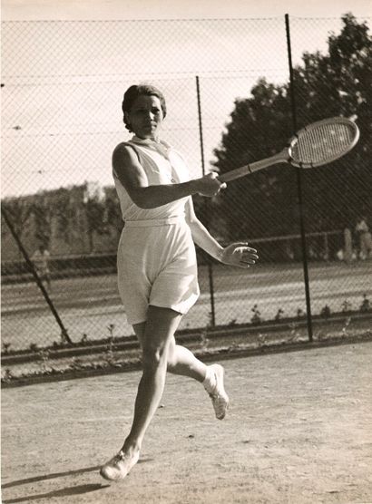 André STEINER (1901-1978)

Tennis, Annabella...