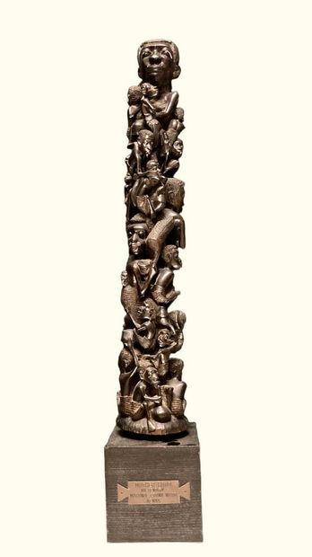 null Modern AFRICA

LARGE SCULPTURE in exotic wood representing a mother and her...