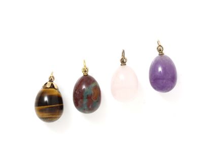 null SET OF 4 PENDANT EARS of which 1 in polished amethyst, 1 in polished jasper,...