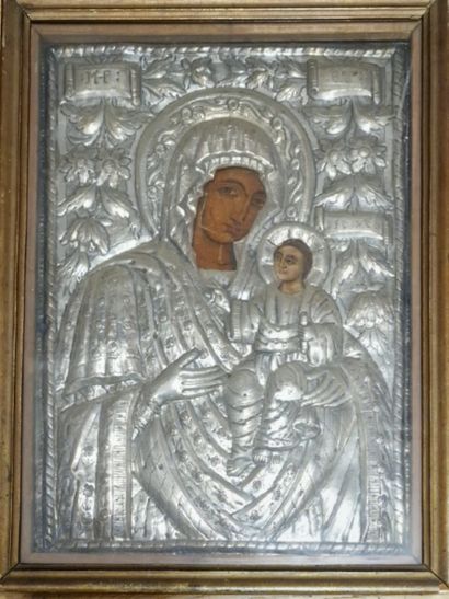 null ICON OF THE MOTHER OF GOD

Painting on wood, in its silver oklad (800 thousandths)

Turkey,...