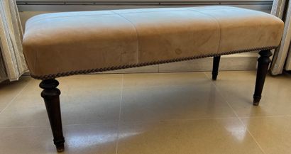 null BANQUETTE Style England 19th century Modern with four tapered legs in stained...