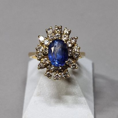 null MARGUERITE RING Modern Foreign Work in yellow gold 750 Millièmes set with a...