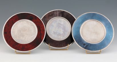 null SET OF 8 PRESENTATION DISHES in stainless steel and lacquer of 5 colors Circa...