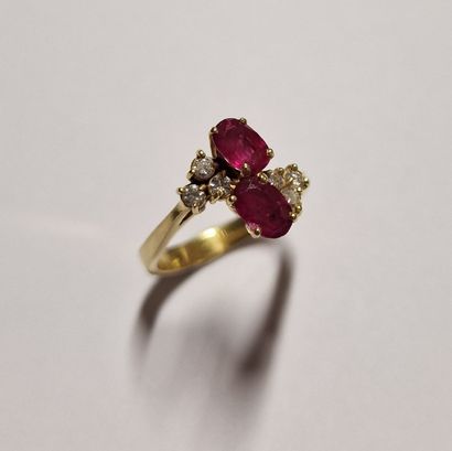 null TOI ET MOI RING - Foreign work Circa 1980 in yellow gold 750 Millièmes set with...