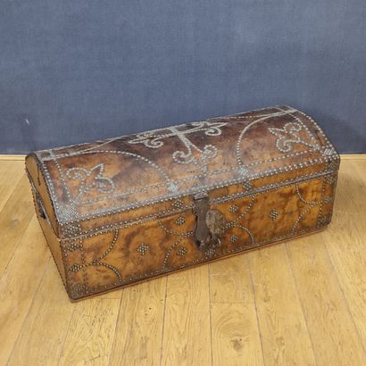 null Rectangular travel case with domed lid in the 17th century style, Circa 1900...