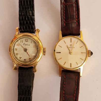 null 2 LADY'S BRACELET WATCHES Circa 1950-60 in yellow gold 750 Millièmes
- OMEGA,...