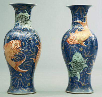 null Chine Paire de vases en porcelaine Dynastie Qing Haut. 60 cm