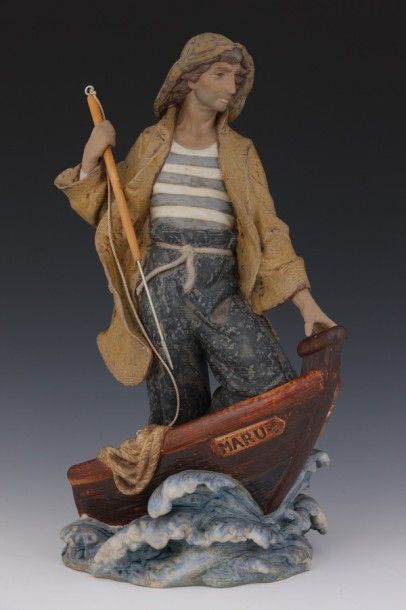null Grande statuette en céramique polychrome : harponneur à la proue d'une barque....