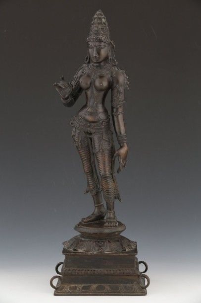 null Inde du sud Epoque XVIIIème-XIXème siècle - Sujet en bronze de patine brune...