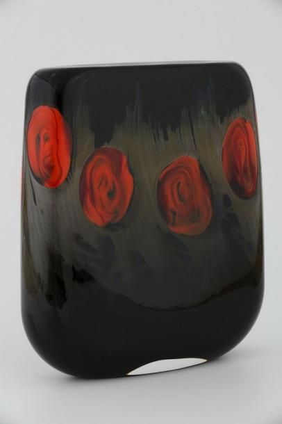 null 3 - Alain BEGOU ( né en 1945)

Vase aux roses 

Verre - Signé et marqué 10/X/24

H....