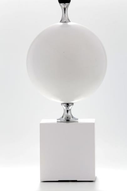 null Philippe BARBIER (1927)

LAMPE DE SALON

Métal laqué et chromé

H. 47 cm

(usures)

Provenance...