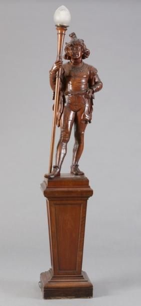 null PORTE-TORCHÈRE de Style Renaissance - Fin du XIXème Siècle

Noyer sculpté

Décor...