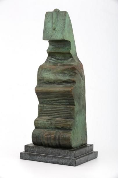 null ECOLE du XXème Siècle

Sculpture Totem

Bronze à patine vert antico et double...