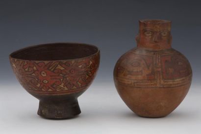 null NAZCA PEROU - Lot de 2 poteries: un bol à piédouche décoré géométriquement et...